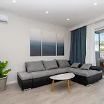 Apartment Marina Makarska