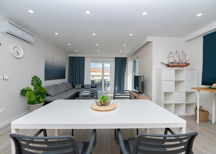 Apartment Marina Makarska