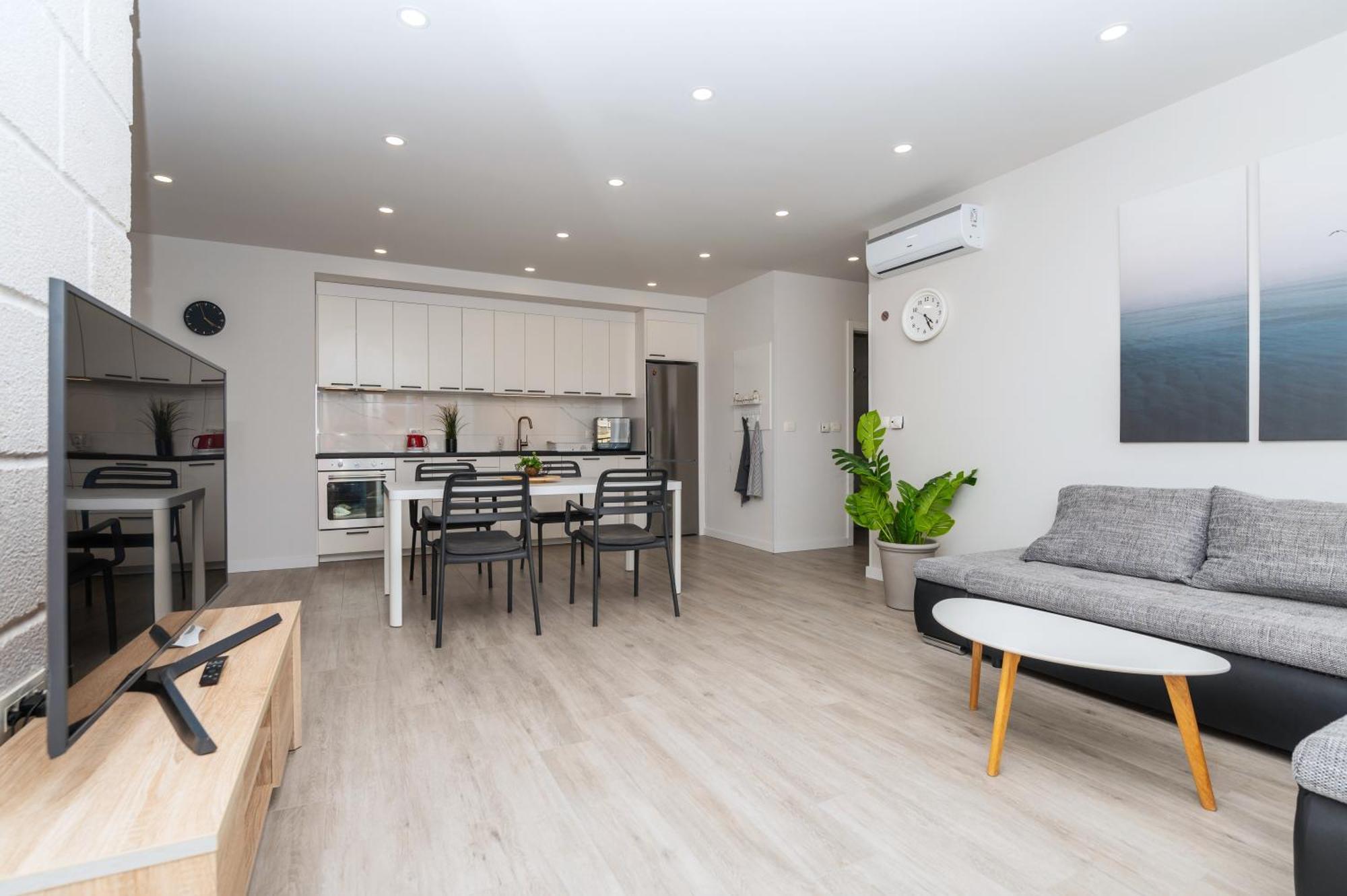 Marina Apartment